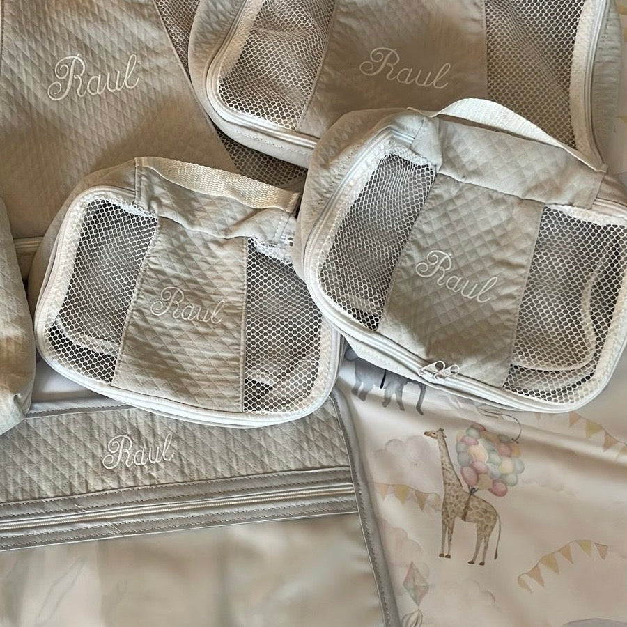 Rombos gris con personalización en blanco