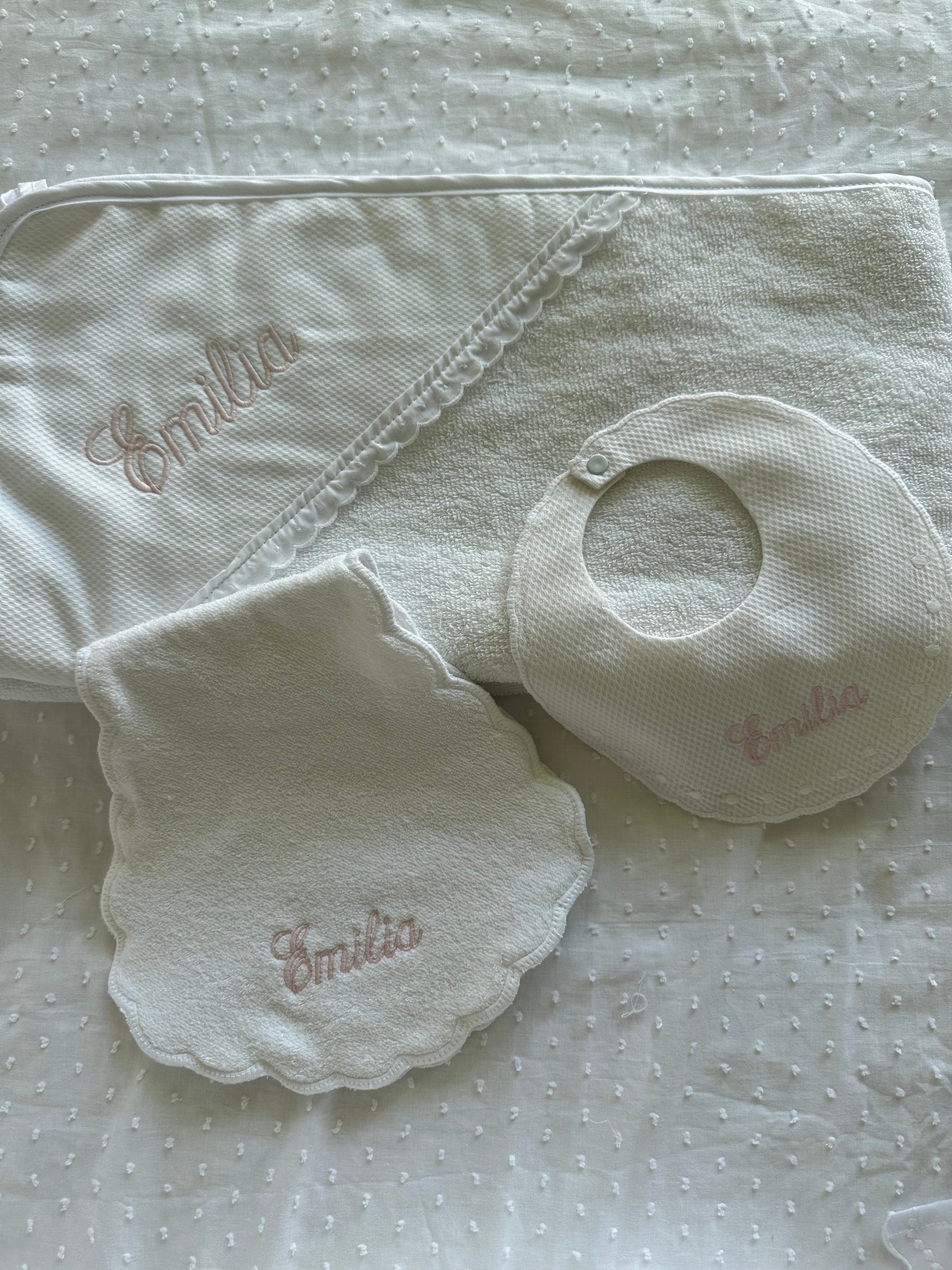 Pique blanco orilla blanca personalización rosa