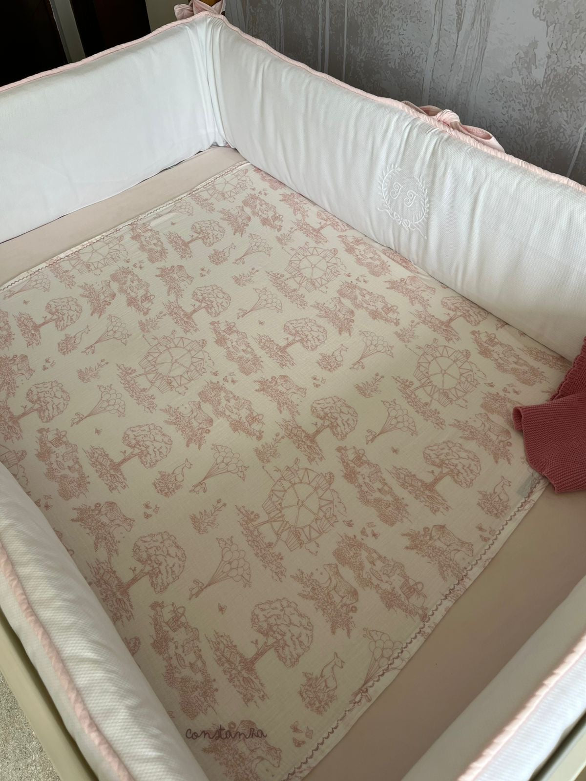 Bumper medida colchón 1.40cm x 0.95cm